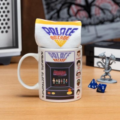 SET DE TAZA Y CALCETINES STRANGER THINGS PALADONE PP9884ST